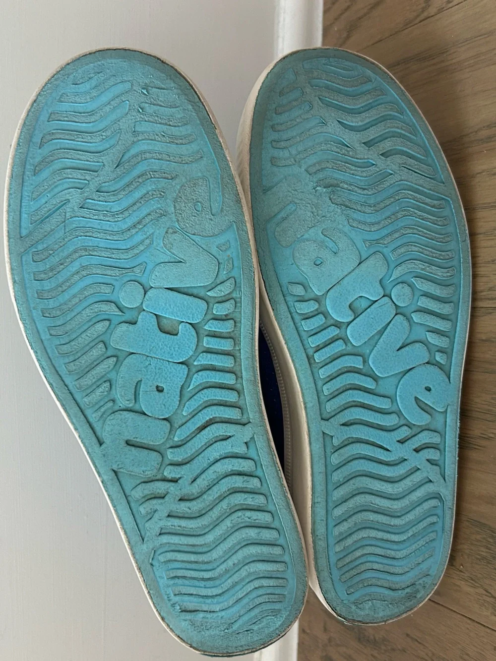 NATIVE Jefferson 2.0 Blue High Tops Big Kids Size J3